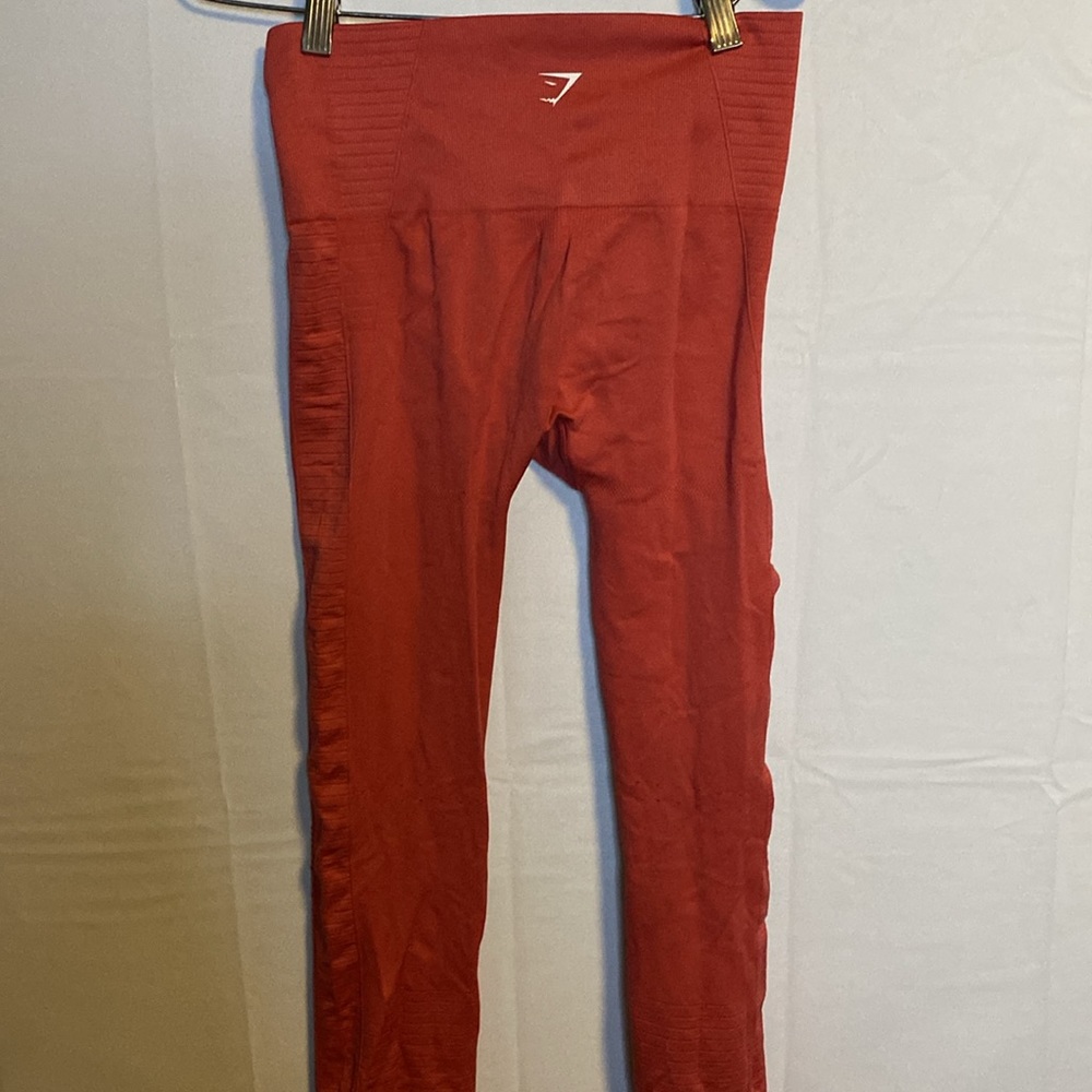 Gymshark pink with cutouts - Picture 4 of 6